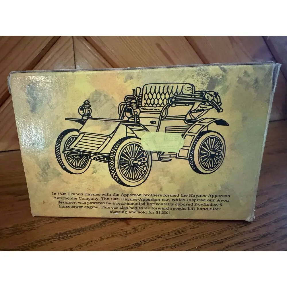 Vintage Avon Haynes-Apperson 1902 Car Decanter Blend 7 After Shave w Box